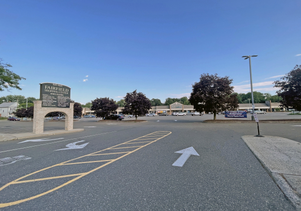 913 Post Road, Fairfield, CT: retail space for lease, photo 1 of 9