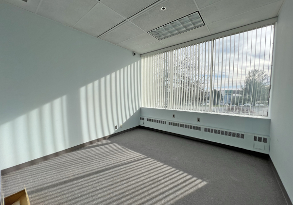 30 Nutmeg Drive, Trumbull, CT: industrial space for lease, photo 13 of 14